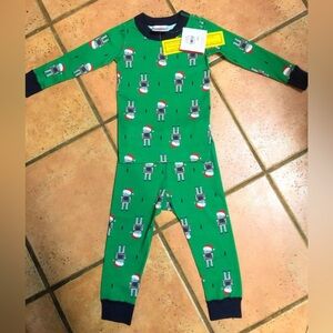 🎄NWT Pajamas, 18-24mo